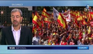 Crise en Catalogne : les anti-indépendantistes manifestent à leur tour