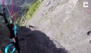Il manque de s'empaler sur une montagne en parapente dans les Alpes !!