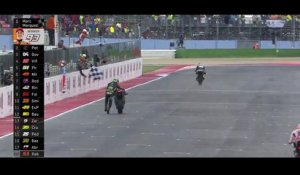 MotoGP le pilote Johann Zarco termine la couse à pied