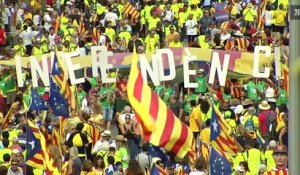 Un million de Catalans dans les rues de Barcelone
