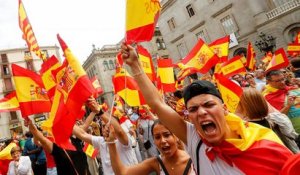 Des milliers d'anti-indépendantistes rassemblés à Madrid