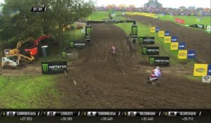 Herlings crashes in race 2 and Febvre passed him - Monster Energy FIM MXoN Presented by Fiat Professional