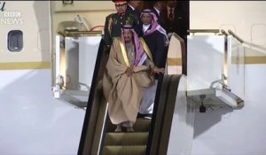 L'escalator en or du roi d'Arabie saoudite se bloque (Russie)