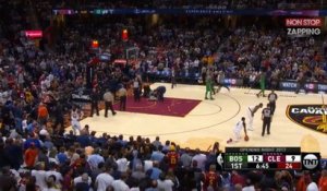 NBA : L’horrible blessure du joueur des Boston Celtics Gordon Hayward (Vidéo)