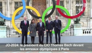 JO-2024: Thomas Bach devant les anneaux olympiques à Paris