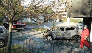 Meylan  : les épaves des véhicules incendiés évacuées ce matin