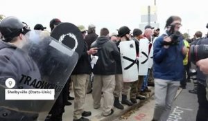 "White lives matter" : des nationalistes blancs défilent aux Etats-Unis