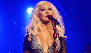 Christina Aguilera Set to Honor Whitney Houston at 2017 AMAs | Billboard News