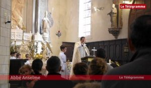 Vannes. Eglise Saint-Patern : bénédiction du beffroi