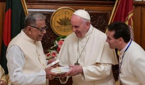 Rohingyas : le Pape salue la "générosité" du Bangladesh
