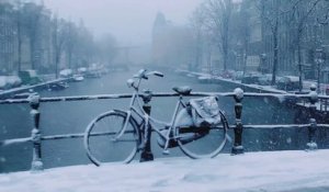 Amsterdam sous la neige ressemble au Paradis !