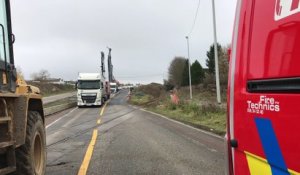 Couvin: une voiture a heurté la berme centrale à Frasnes