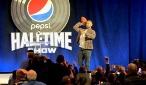 Super Bowl LII - Timberlake délivre la première passe