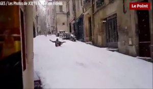Neige à Montpellier : la ville devient une piste de ski