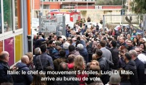 Le chef du Mouvement 5 étoiles Di Maio arrive au bureau de vote