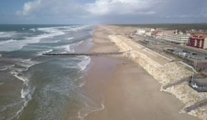 Sur le littoral atlantique, tempête après tempête, l'érosion menace de plus en plus les habitations