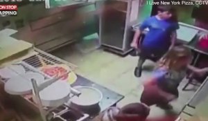 Mécontente de sa pizza, elle la jette au visage d'une employée (vidéo)