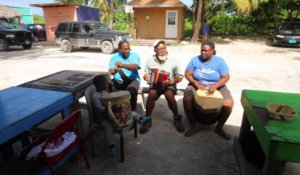 Saison 2 #1 - Sports et Loisirs par CloEtClem - Bahamazing Experiences