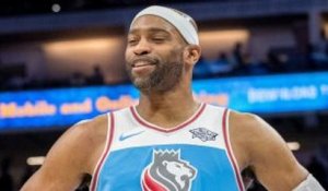 Steal of the Night: Vince Carter