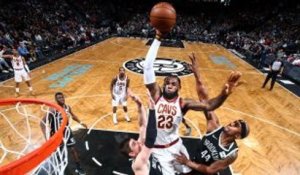 NBA - Top 10 : LeBron, Harden et De'Aaron Fox en feu !