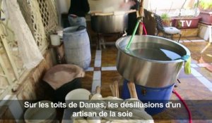 Un artisan de la soie damascène lutte pour préserver son métier