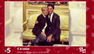 Vous ne devinerez jamais qui a présenté Mika à Brigitte Macron !