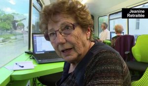France: un "bus numérique" au secours des seniors