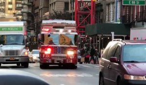 Un conducteur bloque les pompiers car il y a une place libre à New York