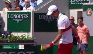 Roland-Garros : Djokovic retrouve sa grinta au filet !