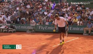 Roland-Garros : Ça frappe fort entre Monfils et Klizan !!