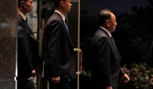 Sommet Trump-Kim : Américain et Nord-coréen en pleine discussion