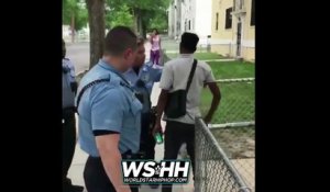 Quand des policiers tentent d'arreter un homme très agile... Trop!
