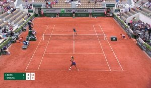 Roland-Garros 2018 : Osaka crucifie Keys au filet !