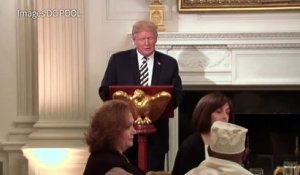 Trump marque la rupture du jeûne à la Maison Blanche