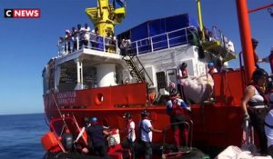 L'Espagne accueillera le navire avec 629 migrants en Méditerranée