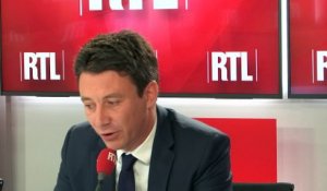 Service universel : "Un mois minimum autour de 16 ans", annonce Griveaux sur RTL