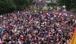 La Marseillaise pour porter chance aux Bleus sur la fan-zone du conseil départemental à Nancy