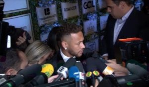 PSG - Neymar : ''Je reste à Paris''