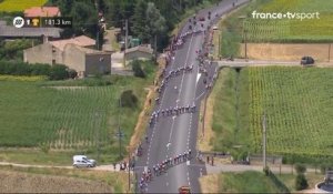 Tour de France 2018 : Bardet piégé dans une bordure !