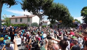 Les coureurs du Tour de France ont quitté Saint Paul Trois Châteaux
