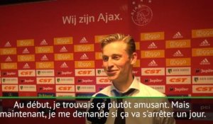 Ajax - De Jong entretient le flou sur son possible transfert