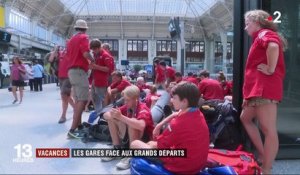 Vacances : week-end d'affluence à la gare de Lyon