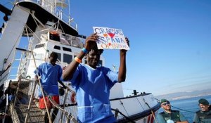 Un navire humanitaire accoste en Espagne avec 87 migrants