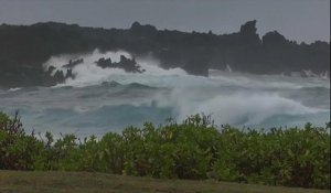Hawaï frappé par l'ouragan Lane, moins puissant que prévu
