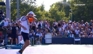 Shapovalov a fini par renverser Seppi en cinq sets