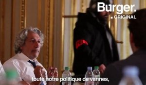 Alain Chabat se moque d’Emmanuel Macron pour Burger Quiz