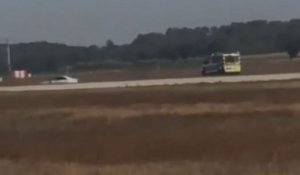 Course poursuite sur les pistes de l’aéroport de Lyon entre la police et un véhicule