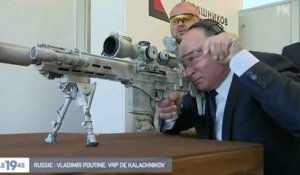 Vladimir Poutine fait de la pub pour Kalachnikov - ZAPPING ACTU DU 21/09/2018