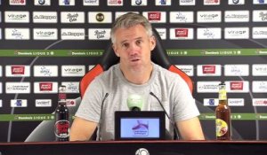 La réaction de Mickaël Landreau après FC Lorient - Clermont Foot 63 (0-0)