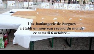 Un boulanger de Sorgues réalise la plus grande fougasse aux grattelons du monde
